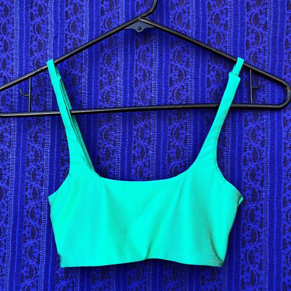 SOLD! PrettyLittleThing Bright Green Bralette Top - Picture 1 of 3